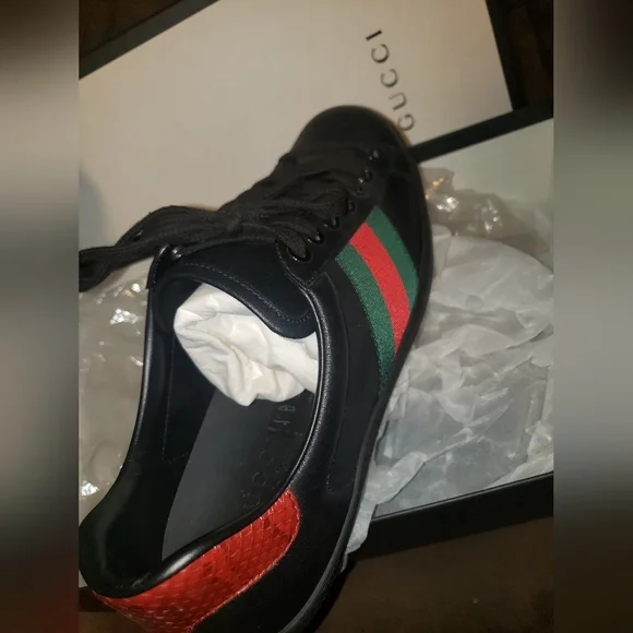 Men's Gucci Sneakers 👟 - Picture 5 of 6